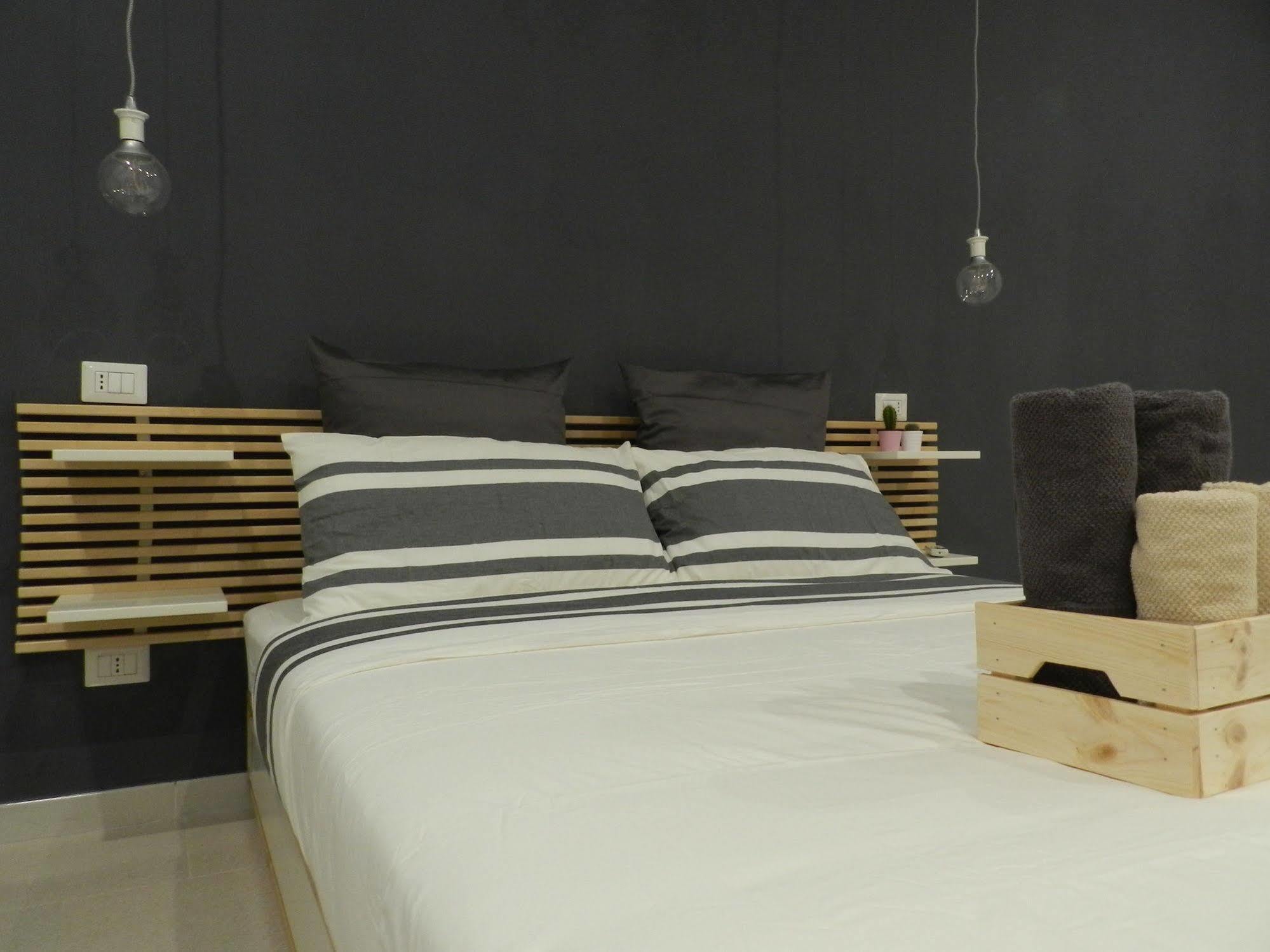 Mola Rooms Неаполь Екстер'єр фото